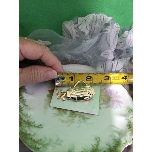 Golfing Brooch Pin Artisan Golf Bag & Clubs Fashion Jewelry - Picture 11 of 15